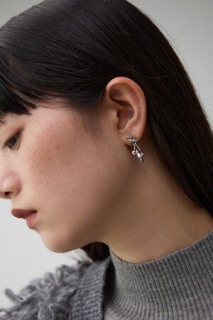 AZUL BY MOUSSY | ダイヤシェイプドレイヤードピアス (ピアス