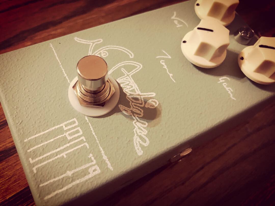 Vin-Antique Lab Pike Place Smoky Emerald '79をレビュー | 魔法の箱