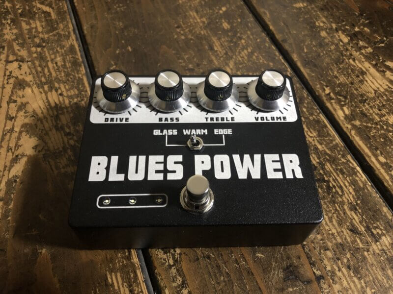 エフェクターボードの組み方を紹介！魔法の箱研究所 所長のこだわりや