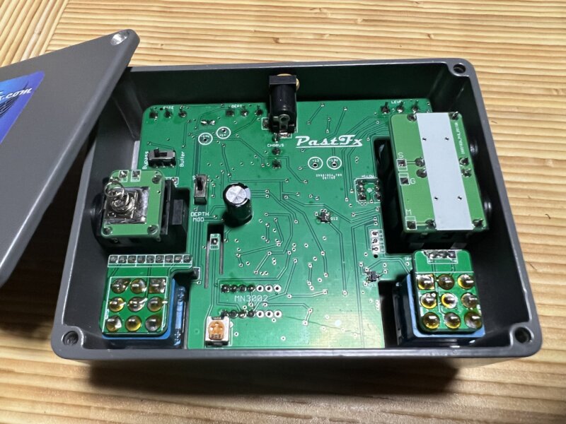 BOSS CE-1の最高峰クローン！PastFx Chorus Ensemble MN3007をレビュー