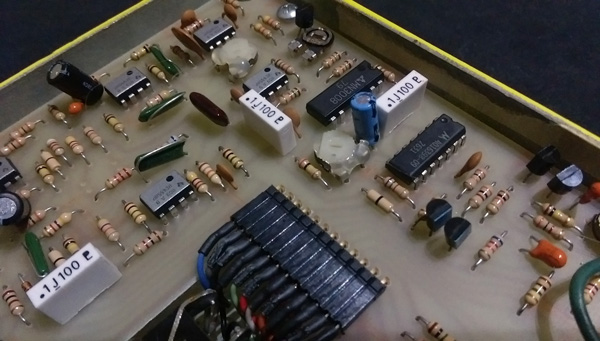 MXR Stereo Chorus 1980's」 レビュー！爽やかなサウンドが特徴の