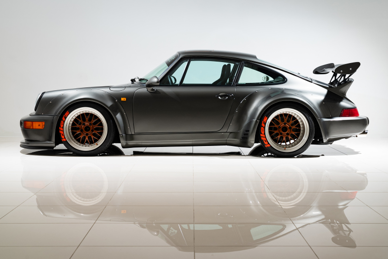 ポルシェ 911(Type964) Carrera 2 RWB コンプリート “ Amanda