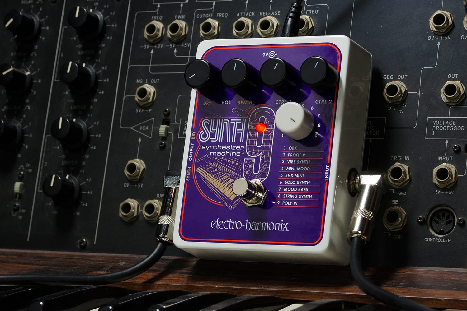 SYNTH9 | Synthesizer Machine - Electro-Harmonix