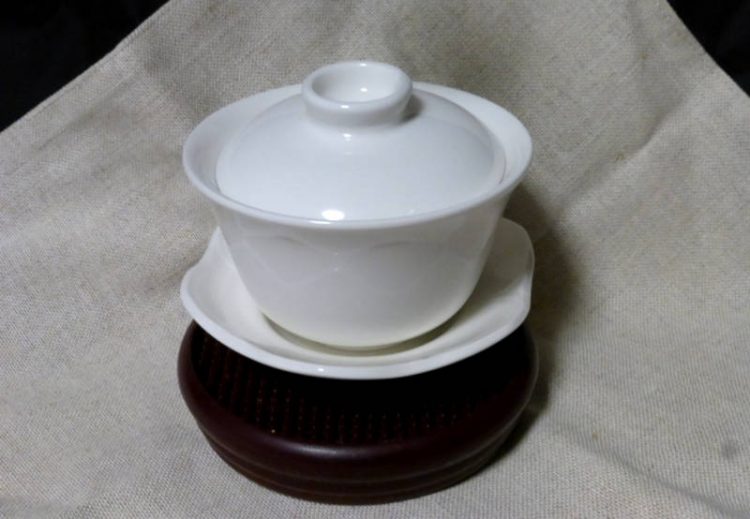 景徳鎮とはどんな陶器？特徴や歴史、高価なものの見分け方をご紹介