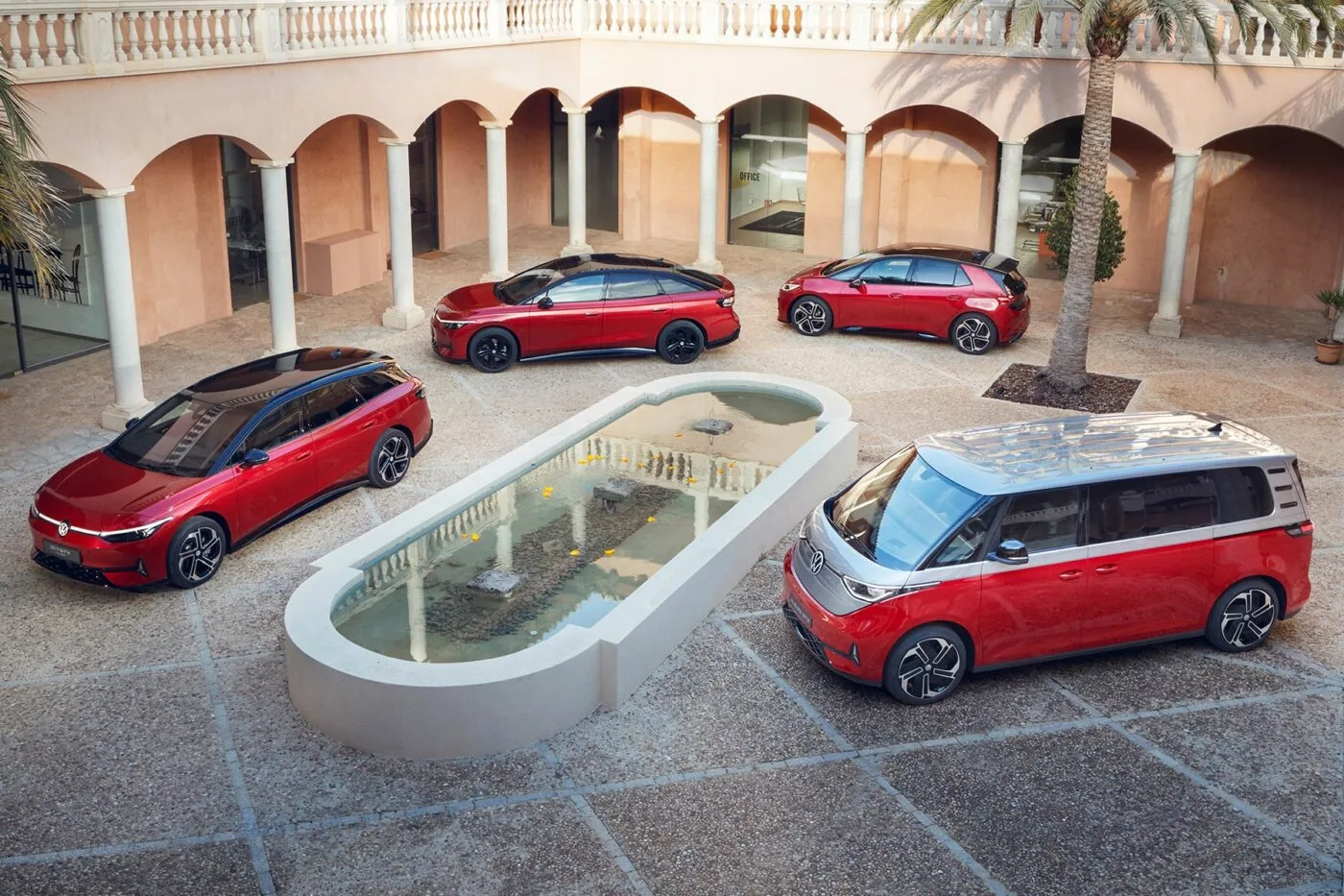 VW ID. Buzz gets an all-wheel drive - with a sporty GTX variant