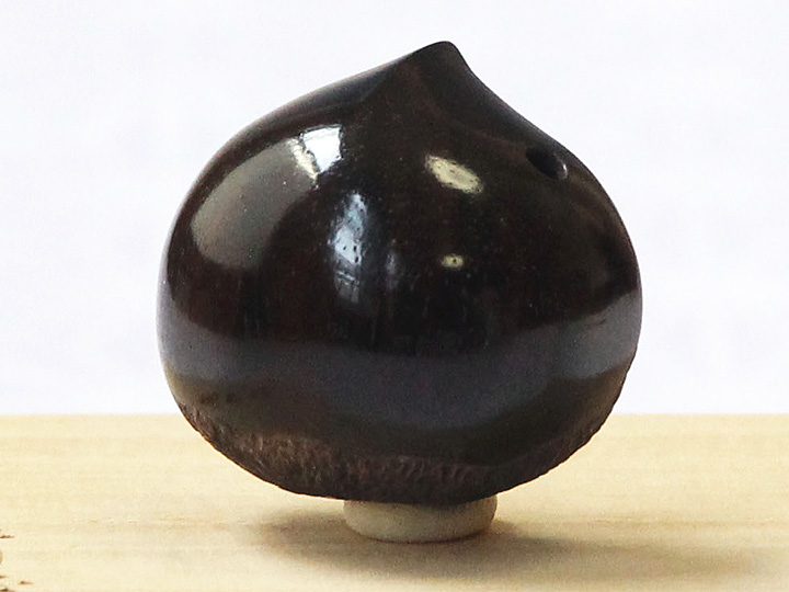 縞黒檀根付 栗（縞黒檀）【2019年11月13日】【岡壱名入り】｜京都の