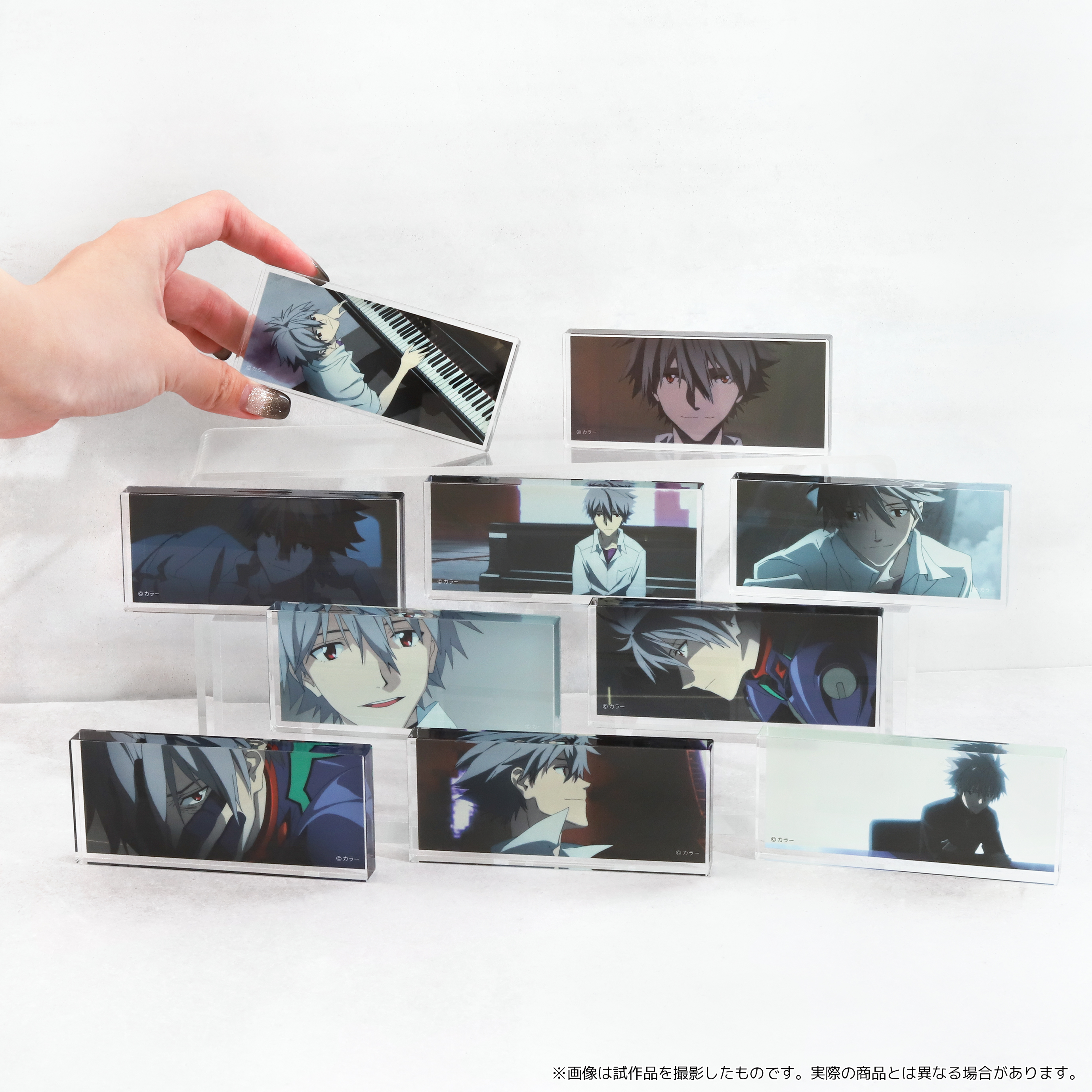 ムービックより『渚カヲル』にフィーチャーした新商品が登場！