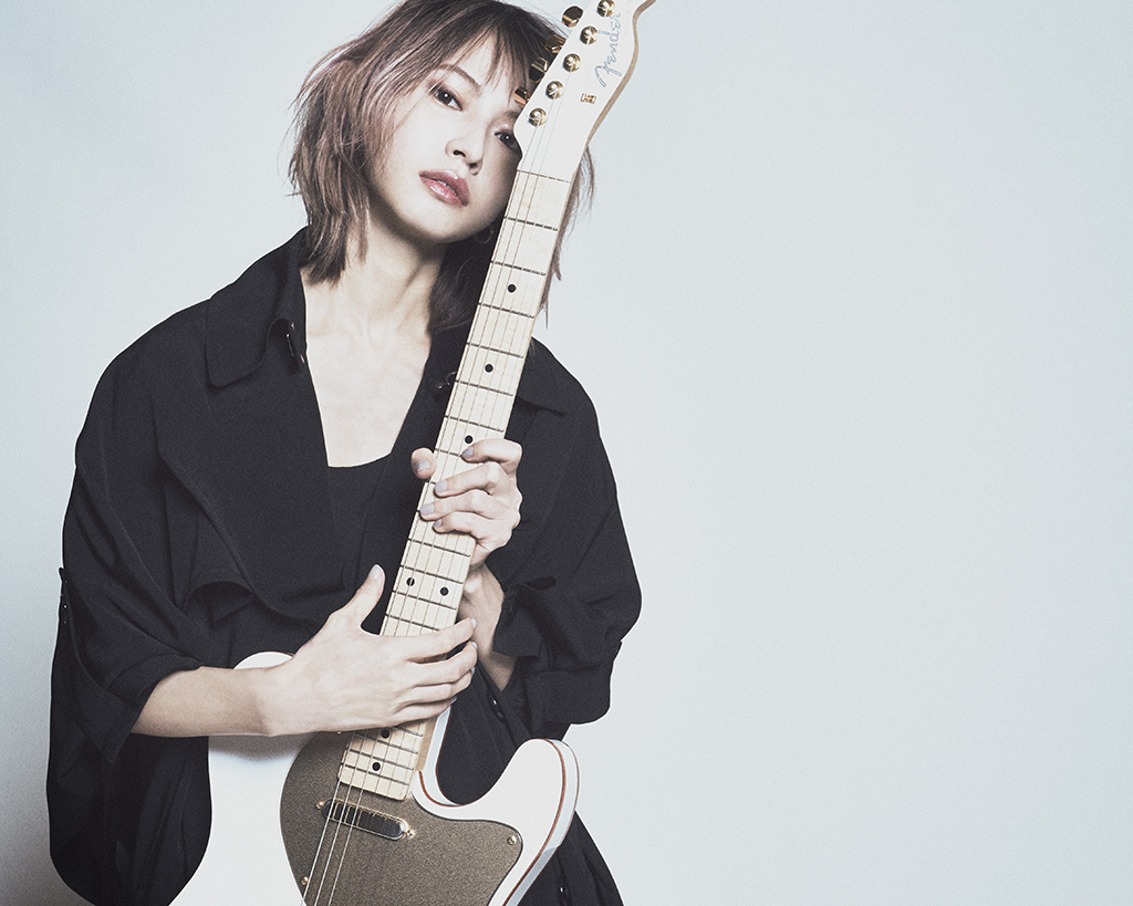 LIFE with Fender | HARUNA（SCANDAL） - FenderNews