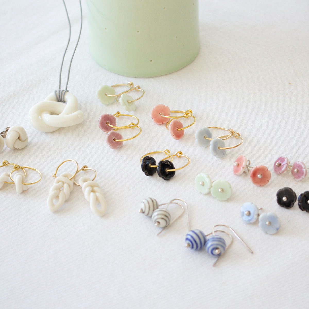 Anne Black ピアス knots レディース フープピアス ラージ 北欧 ピアス