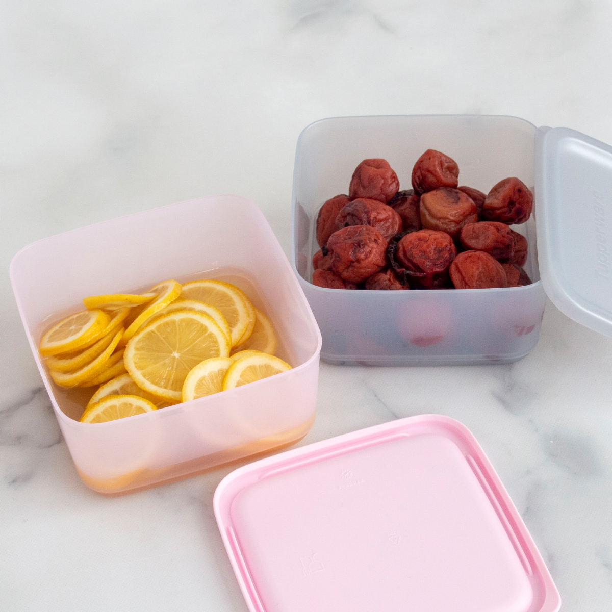 取扱終了］タッパーウェア Tupperware キュービックス スクエア 650ml