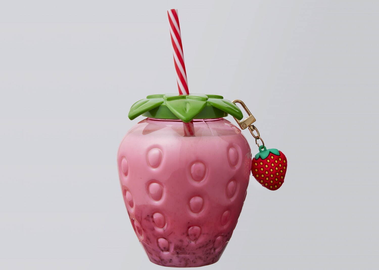 いちごの祭典「ヨコハマストロベリーフェスティバル 2024」横浜