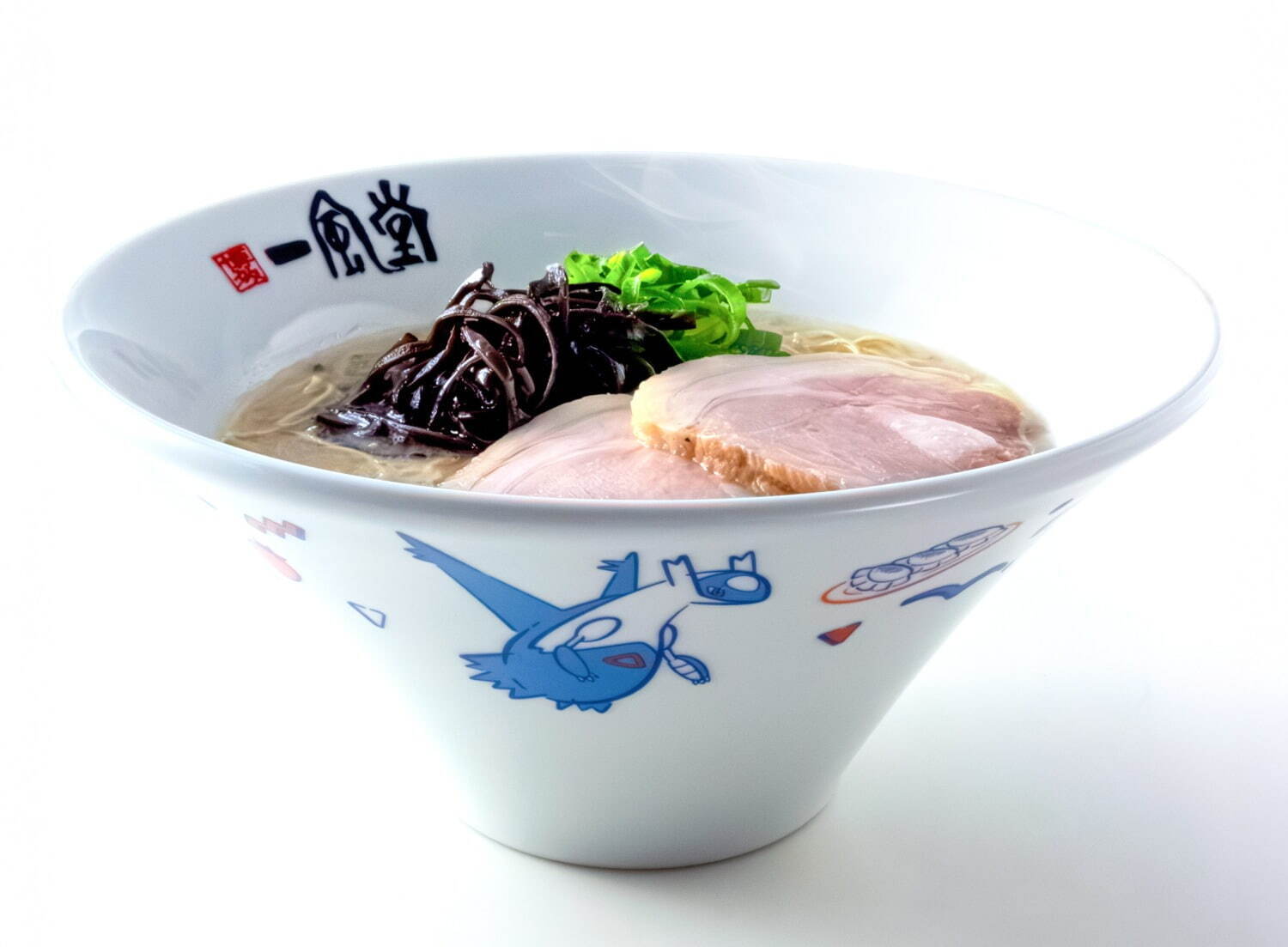 一風堂×ポケモン、ラーメン店主風ピカチュウの有田焼どんぶりやレンゲ