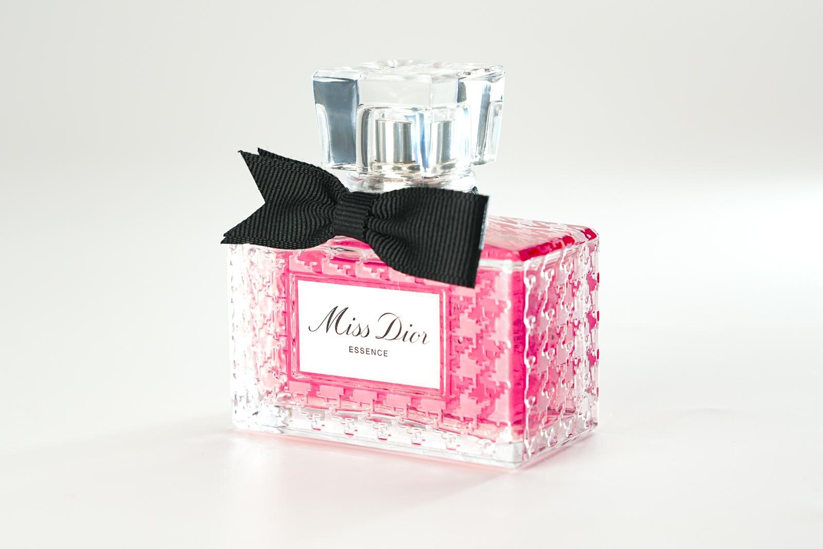 ミス ディオール エッセンス」