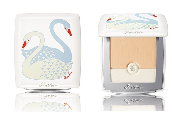 ゲラン“真珠肌を叶える”人気ファンデ「ペルル ブラン」が白鳥モチーフ