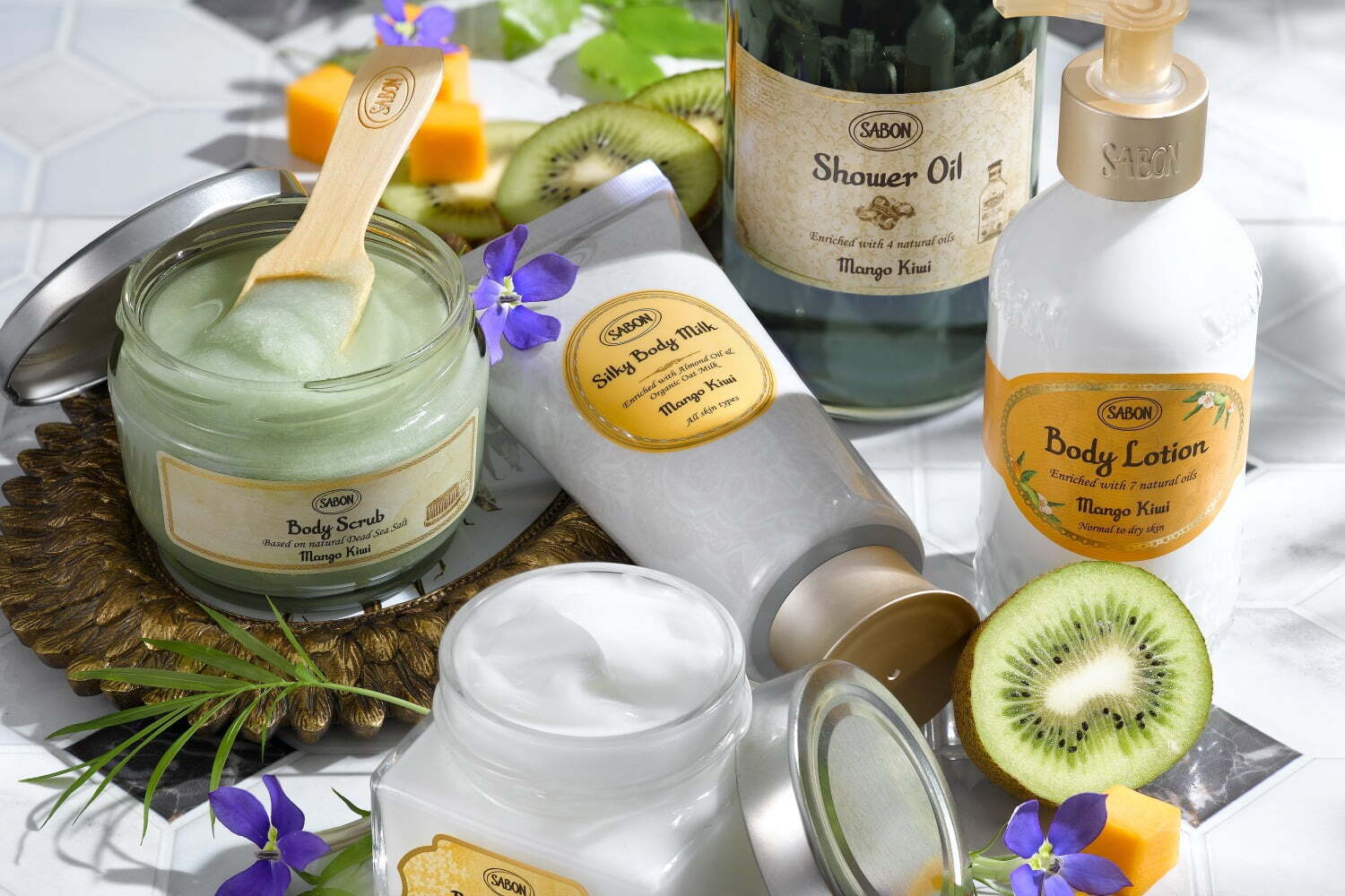 SABONの夏限定「マンゴー・キウイ」フルーティーなボディスクラブ
