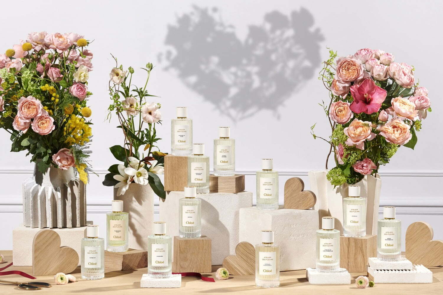 クロエ新作フレグランス「アトリエ デ フルール」ローズなど12種の花々