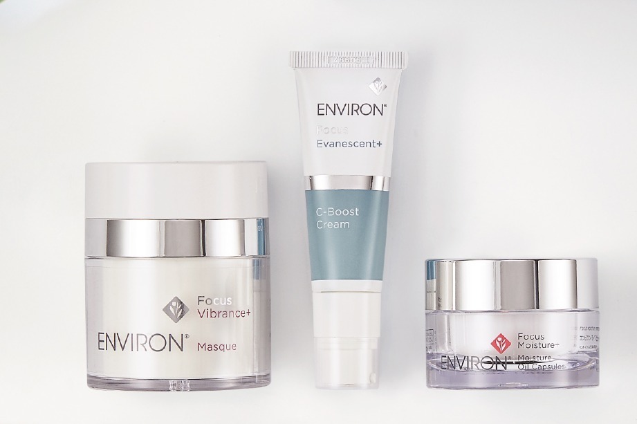 エンビロン2022年クリスマスコフレ、“現品だらけ”の贅沢スキンケア