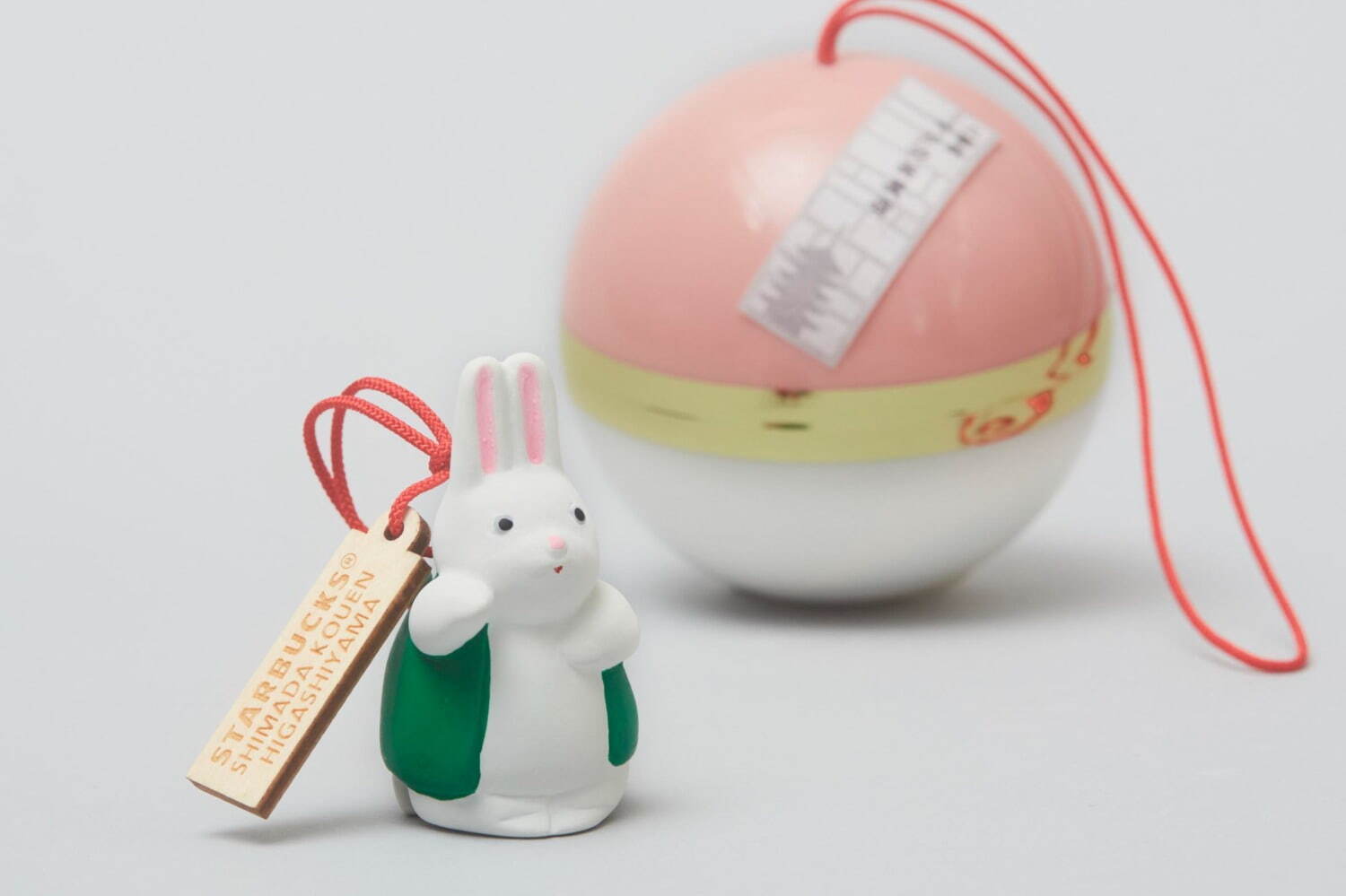 京都スターバックス「縁起物チャーム」に23年の干支“癸卯”の新作、東山
