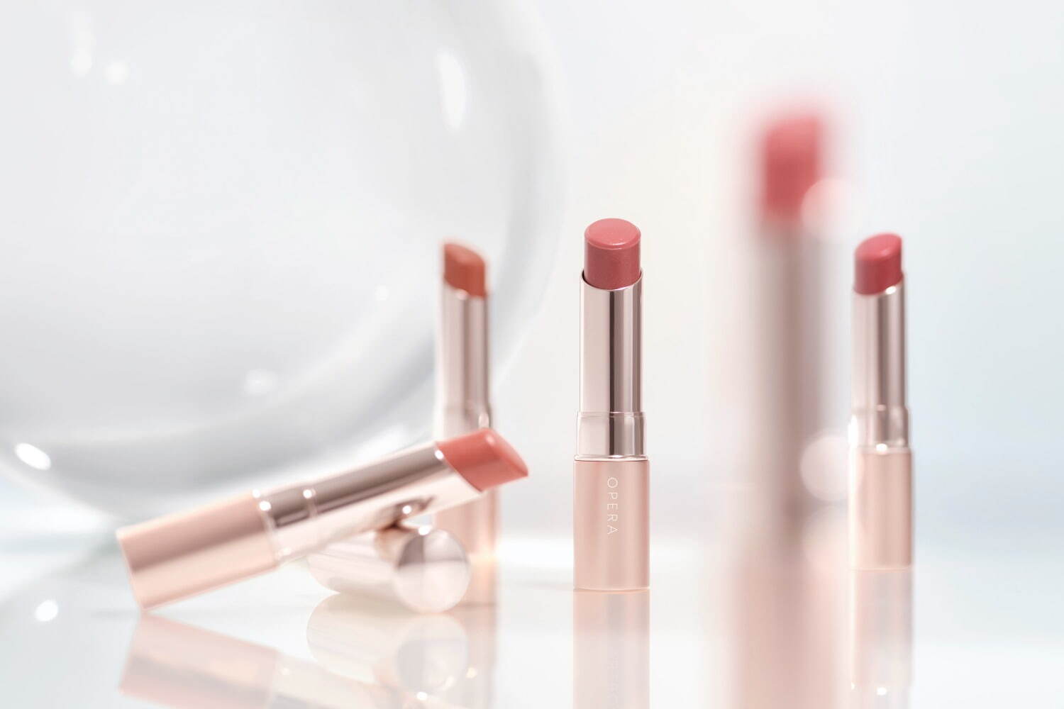 2024年秋プチプラリップ特集」人気コスメブランド3,000円以下の新作