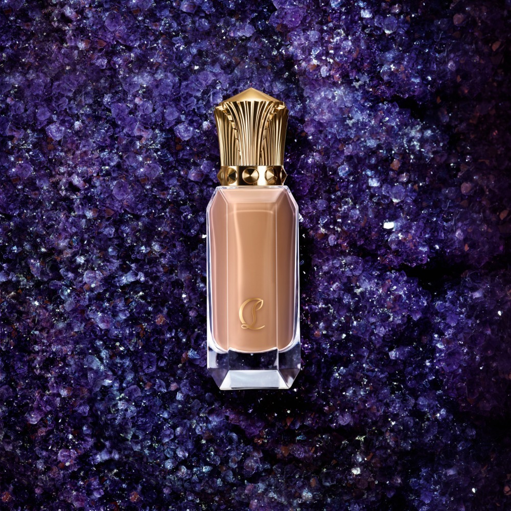 クリスチャン ルブタン初のリキッドファンデが24年春に、ルミナス