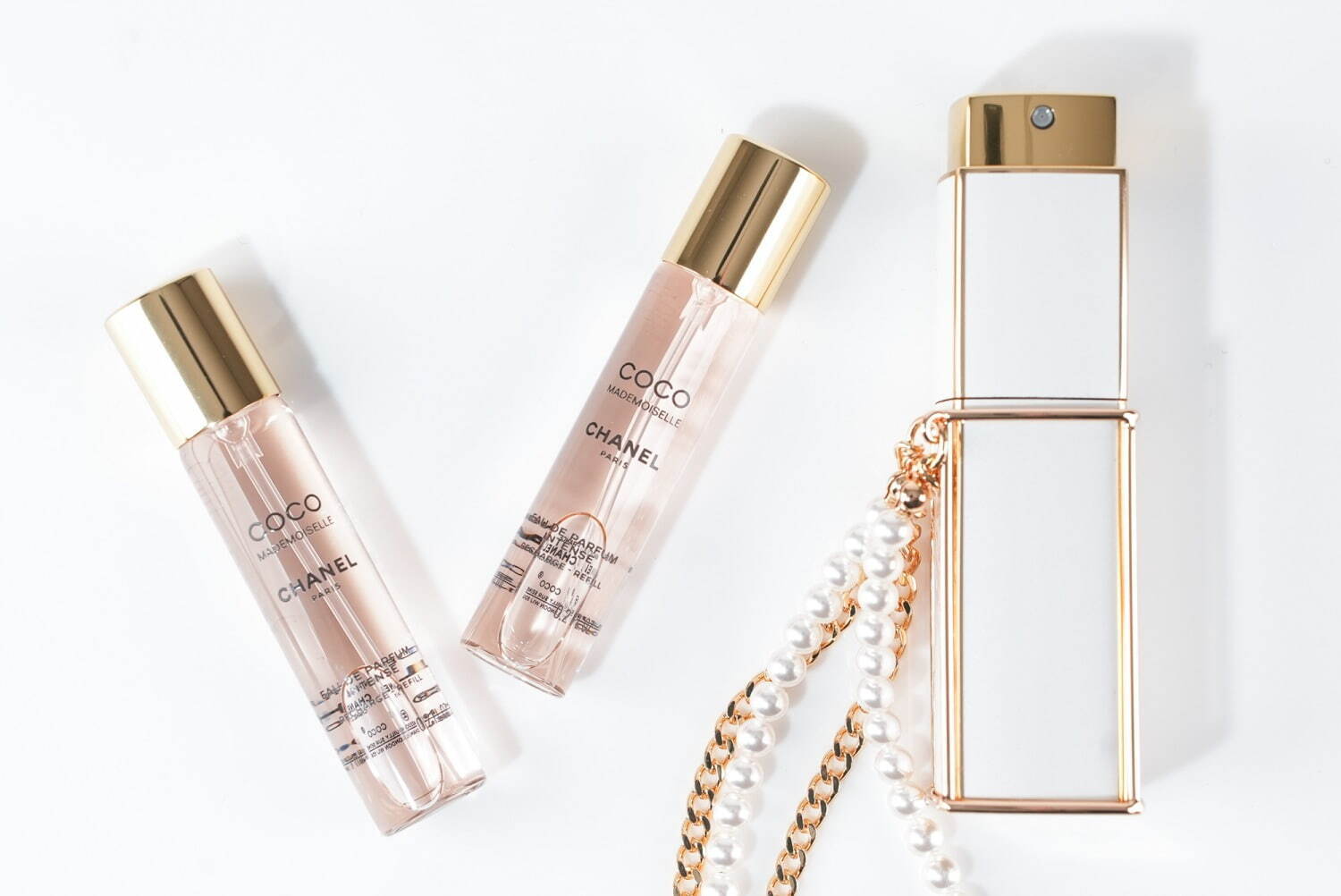 シャネル「ココ マドモアゼル」25年春の香水スプレー、“まるで