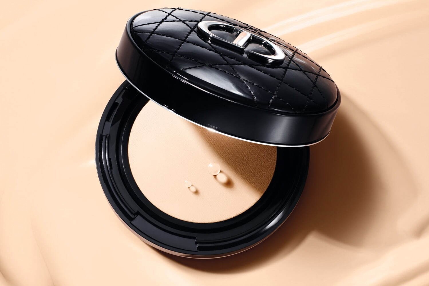 ディオール「アイ シートマスク セット」目元用集中ケアマスク＆ミニ