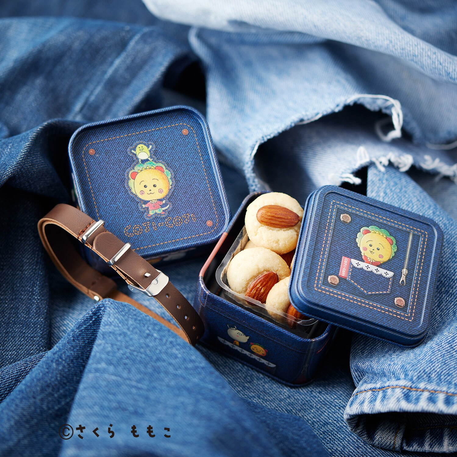 コジコジ缶」“デニム素材風”コジコジだらけのアーモンドクッキー缶