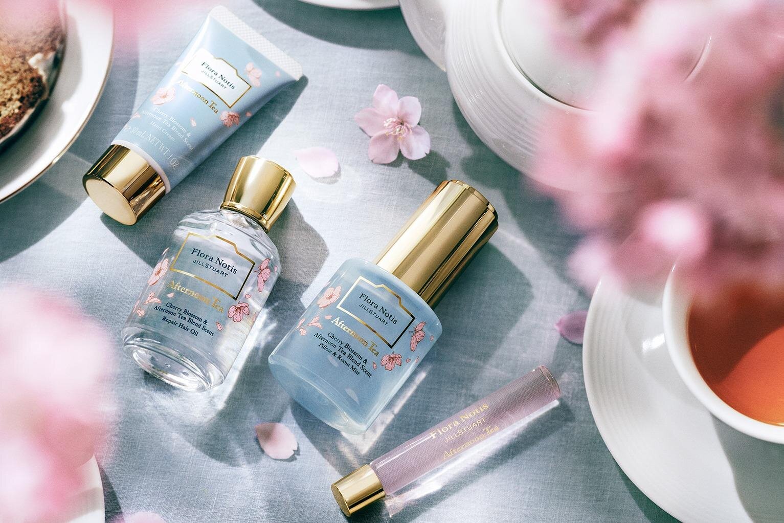 ティファニー2025年クリスマスコフレ、「ローズゴールド」香水現品