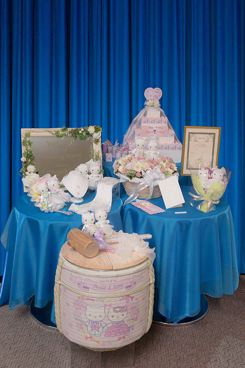 写真4/6｜サンリオ×桂由美がコラボ、ハローキティ刺繍入りウェディング