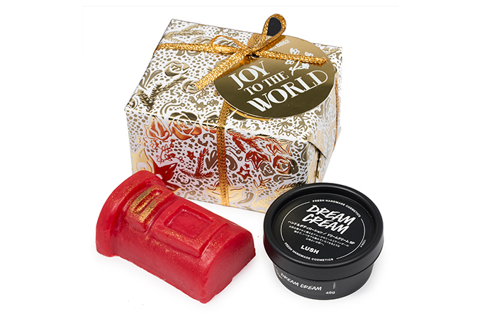 ラッシュのクリスマス限定ギフトセット、バスタブに宇宙が広がる