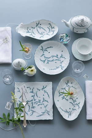 ミナ ペルホネン皆川×老舗陶磁器リチャード ジノリ、新作フラワー