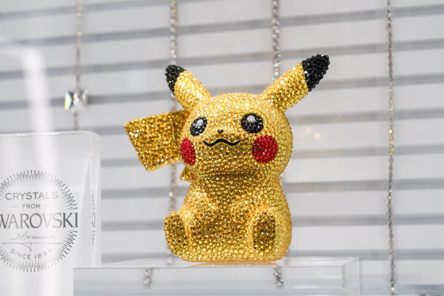 写真6/18｜「ポケモンセンター」渋谷パルコに、スワロフスキー