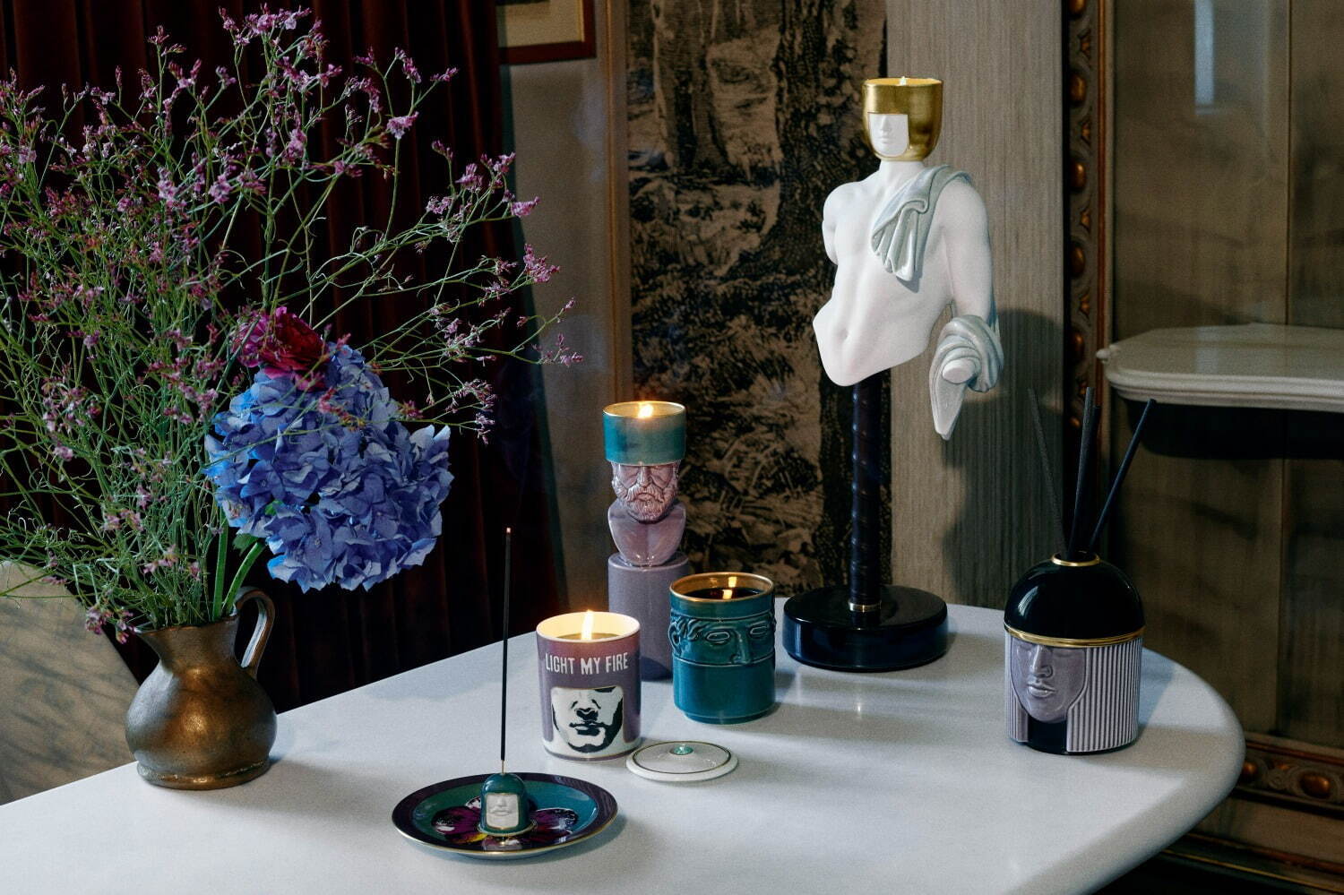 ジノリ1735新作“フェイスモチーフ”のホームフレグランスや“目を持つ”花