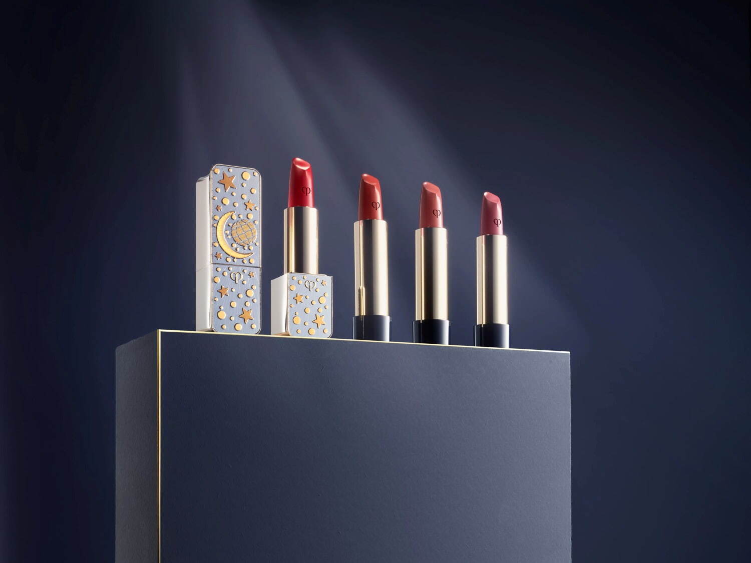 クレ・ド・ポー ボーテ人気クリーム＆リップが“宝石ケース”に！月と