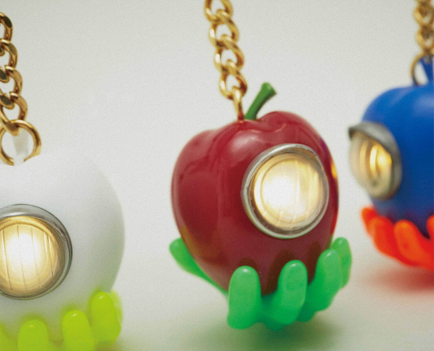 アンダーカバー×マグマ、アイコン「ギラップルライト」の限定