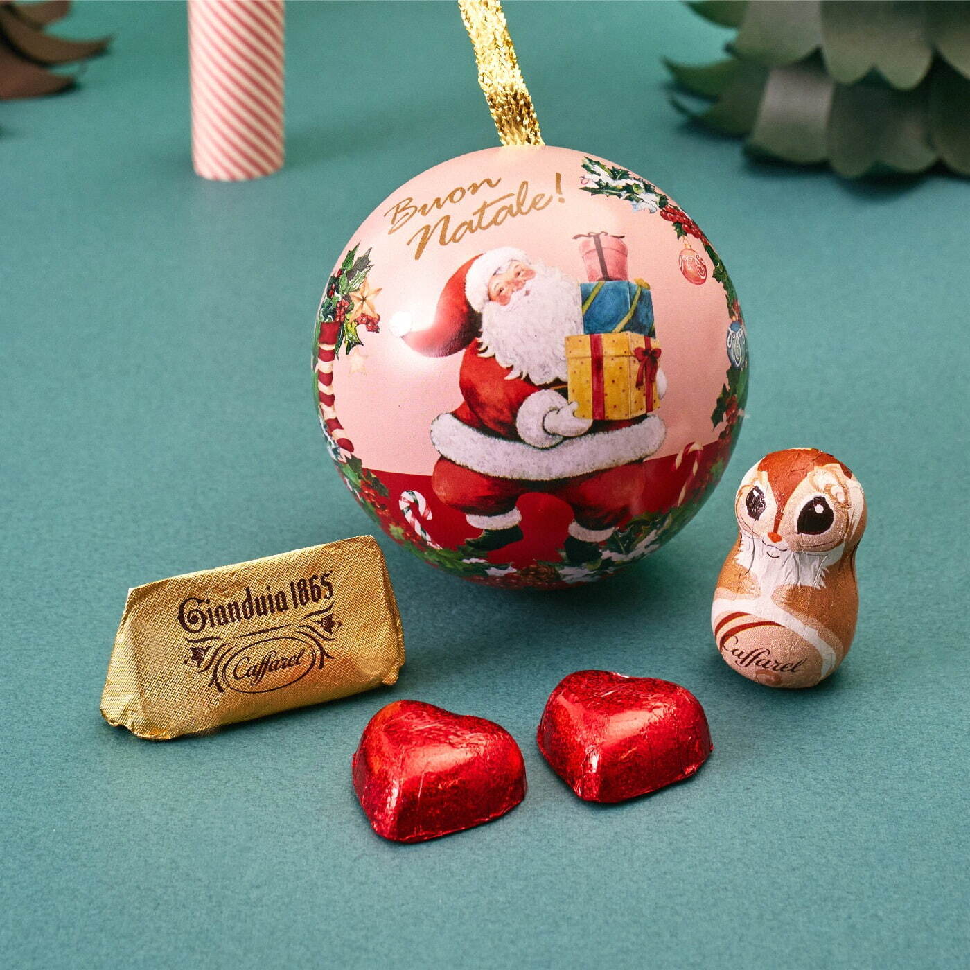 カファレルの2022年クリスマスチョコ、“オーナメント”型アソート缶や