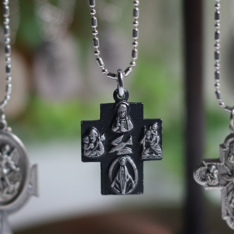 アンティークジュエリー｜4way Cross十字架型メダイペンダント