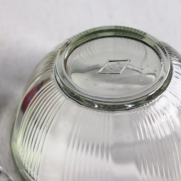 ヴィンテージガラスの小物入れキャンディポットアクセサリーケース