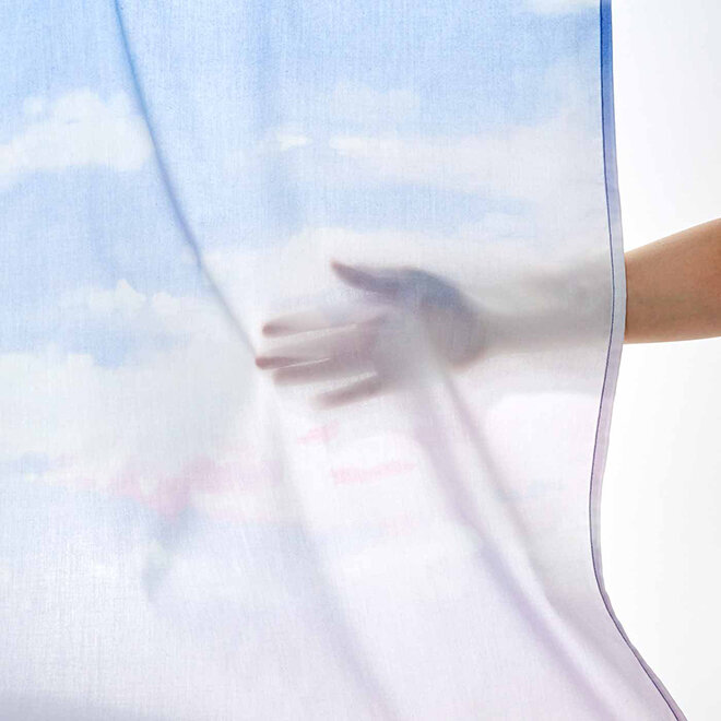 移りゆく空色のカーテンマルチクロス│YOU+MORE！│フェリシモ