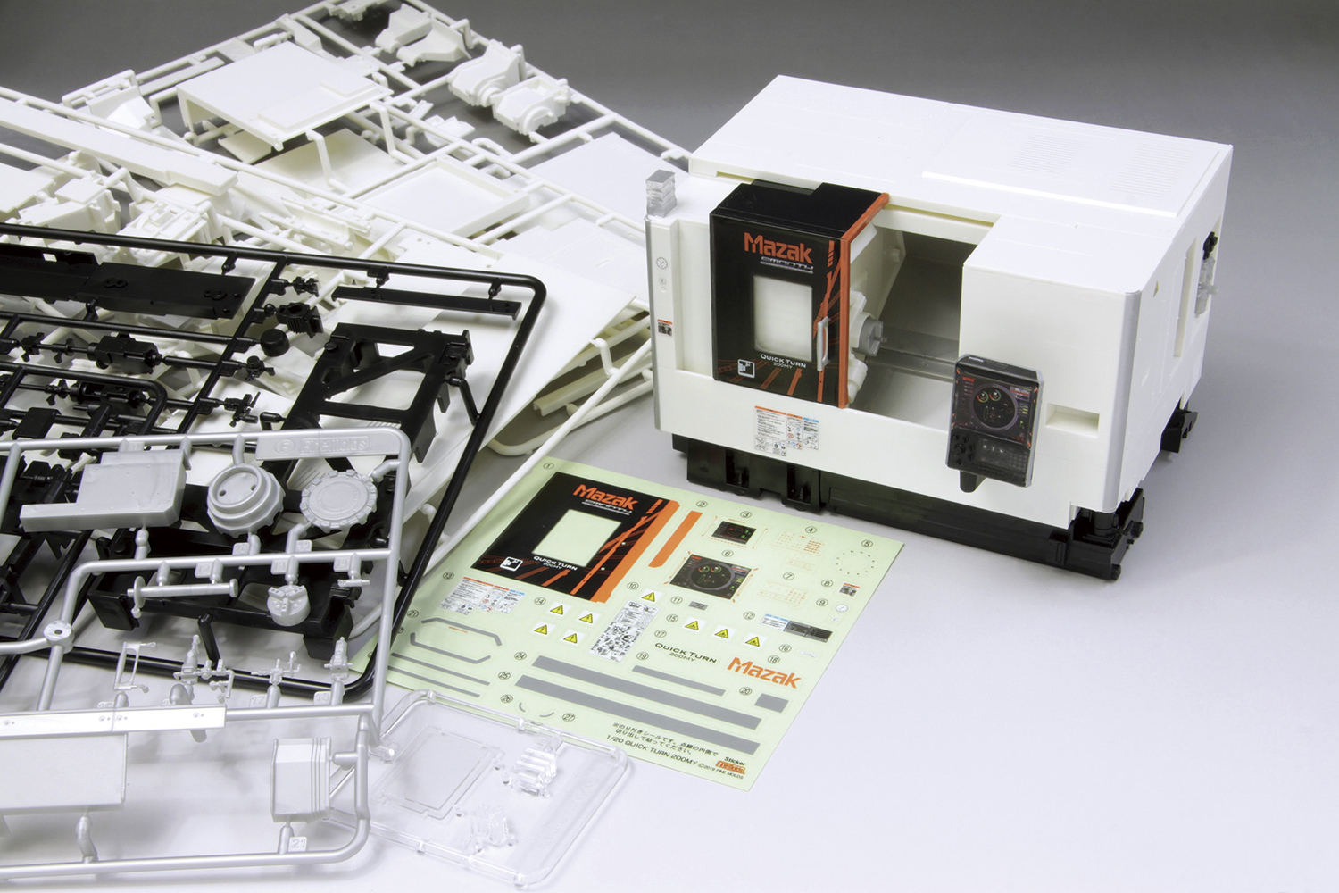 ファインモールド 1/20ヤマザキマザックCNC旋盤