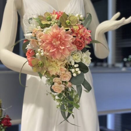 ウエディングブーケ | フラワーファクトリー