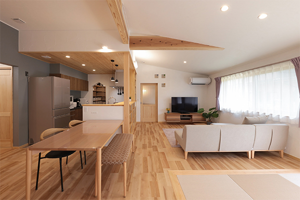 MAROON | ソファライフフォト検索 | ソファ専門店FLANNEL SOFA