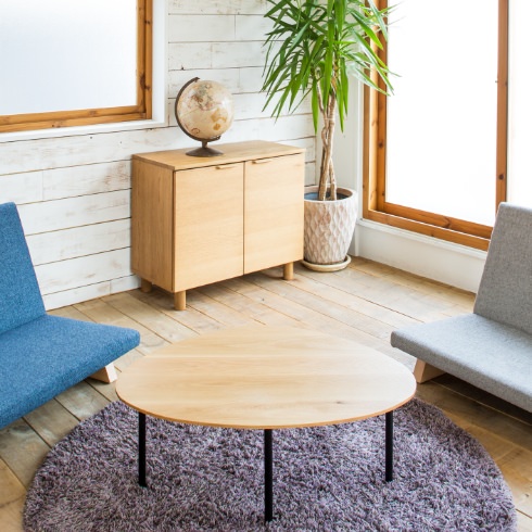 コンパクトな二十日月型の国産ローテーブル HATSUKAZUKIテーブル