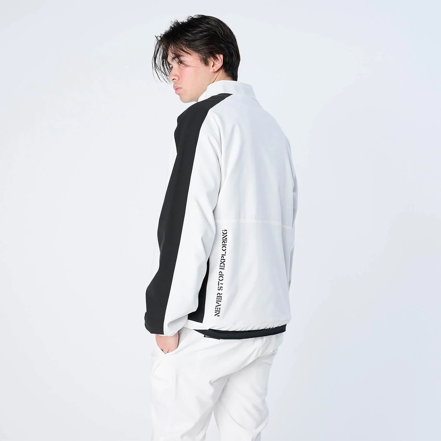 XJK-TRACKS（SOLOTEX® Eco-Hybrid トラックジャケット）WHITE