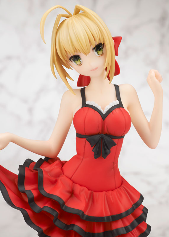 Fate/EXTRA CCC セイバー 深紅の現代衣装 | PRODUCTS | FLARE 株式会社