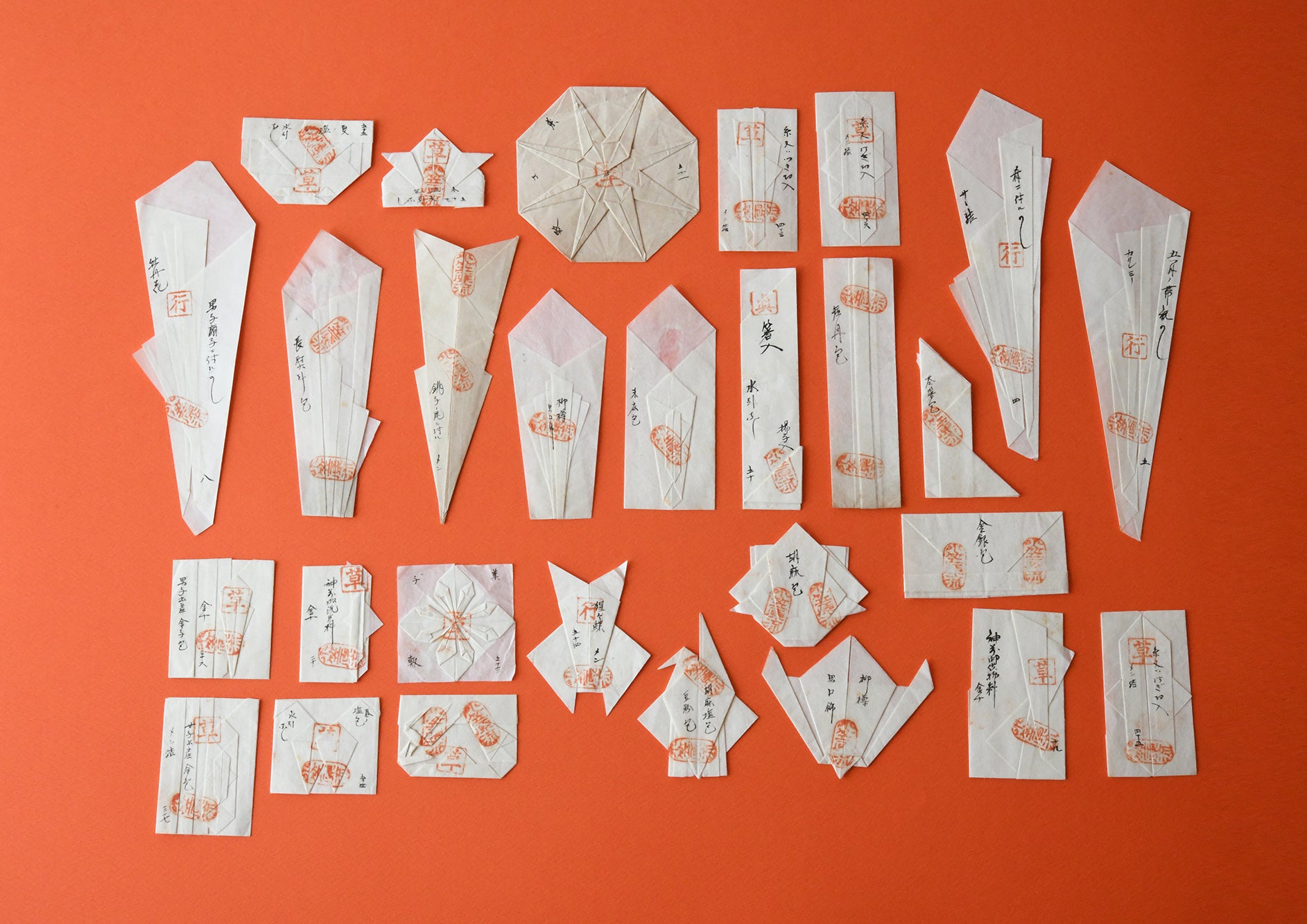 小笠原流 熨斗折形標本 – FRAGILE BOOKS