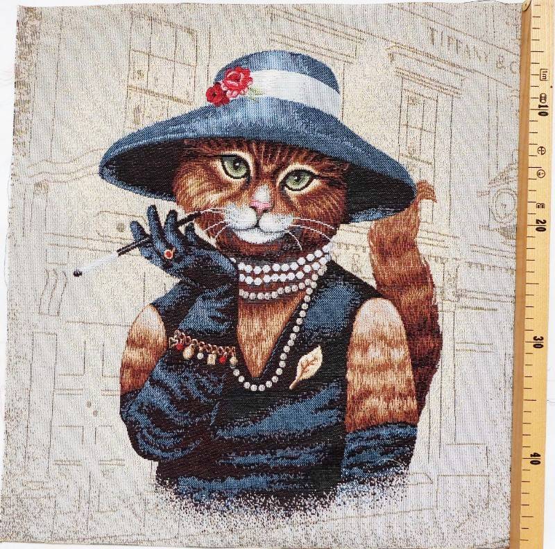 はぎれ： 帽子をかぶった猫のマダム