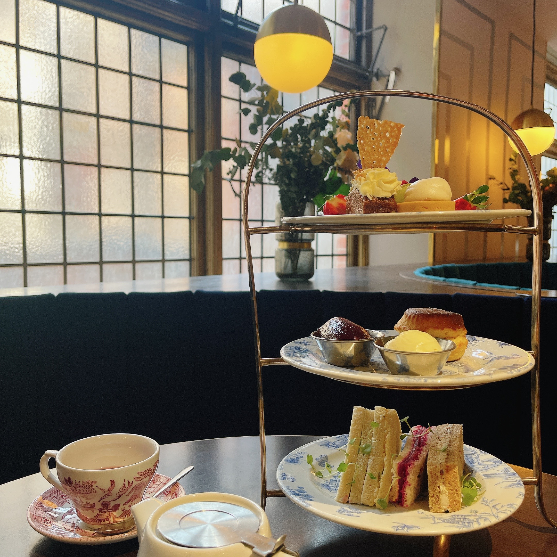 イギリス🇬🇧リバティのアフタヌーンティー🫖 |