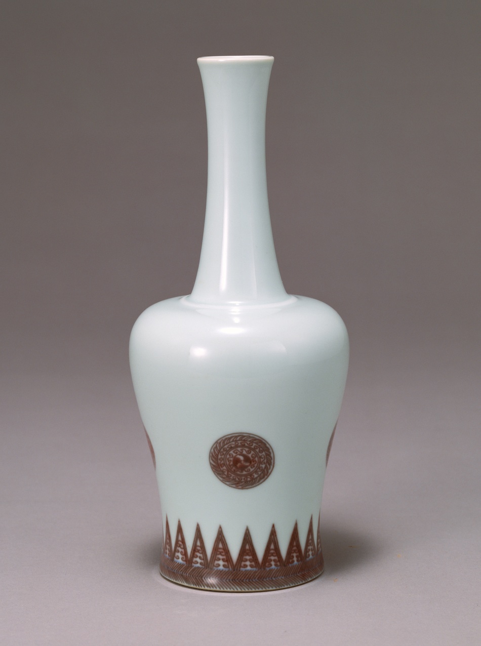 青花釉裏紅団文瓶 | 景徳鎮窯 | 収蔵品詳細 | 作品を知る | 東京富士