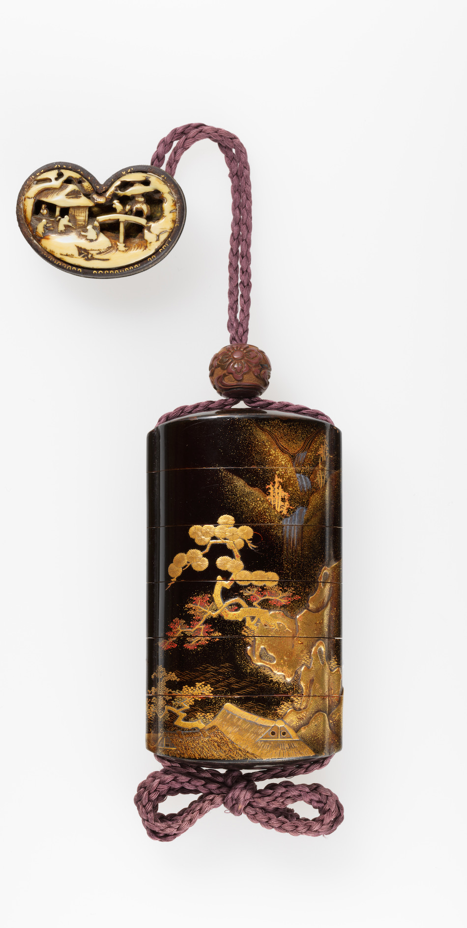 秋景山水蒔絵印籠 銘 梶川作（榮） | 梶川 | 収蔵品詳細 | 作品を知る